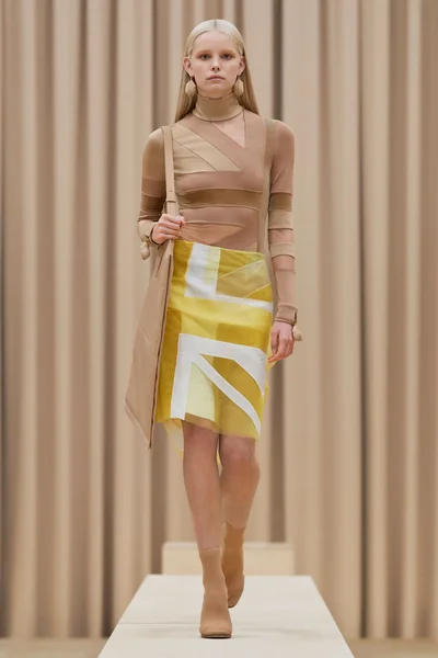 Look 7